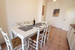 Dining - Carlotta's house in Otranto (Otranto)