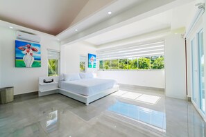 Fer et planche à repasser, accès au Wi-Fi (inclus), literie fournie