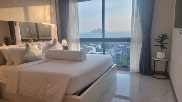2 bedrooms, iron/ironing board, Internet, bed sheets