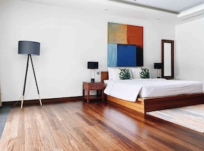2 bedrooms, iron/ironing board, Internet, bed sheets