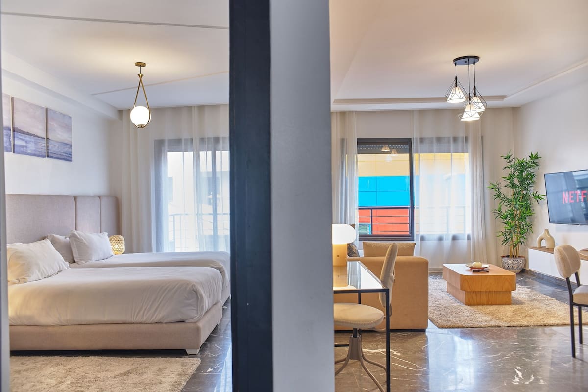 Standard Apartment | Egyptian cotton sheets, premium bedding, Select Comfort beds