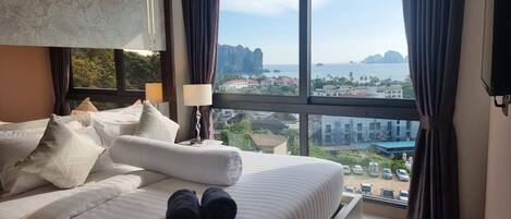 1 dormitorio, tabla de planchar con plancha, Internet y ropa de cama