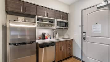 1 dormitorio, espacio para trabajar con un portátil, cortinas opacas