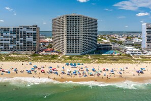 On the beach - Sea Watch 110 - Something for the whole family! (Ocean City)