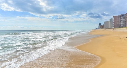 Sea Watch 119, a whimsical oceanfront retreat!