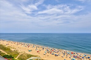 On the beach - Golden Sands 1611 by Seaside Vacations & Sales (Ocean City)