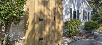 Beautiful 5 Bedroom Home-Cardinal Seas