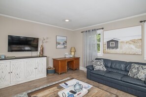 Casa, 5 quartos | Área de estar | Smart TV