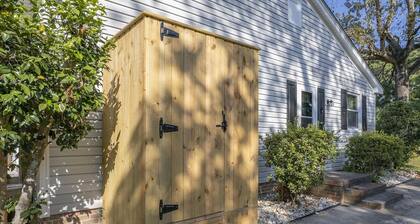 Cardinal Seas 5 Bedroom Home by RedAwning