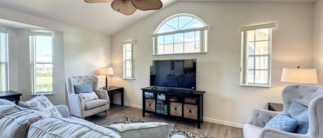 Apartment, 3 Schlafzimmer | Wohnbereich