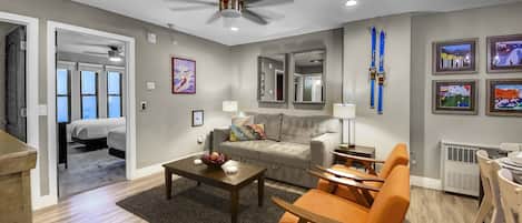 Apartment, 2 Schlafzimmer | Wohnbereich | Smart-TV