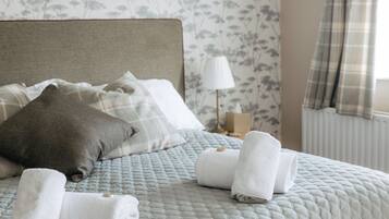 Deluxe Double Room | Free WiFi