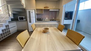 Apartment | Dining