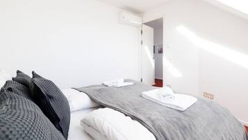 1 Schlafzimmer, Bügeleisen/Bügelbrett, Reisekinderbett, WLAN