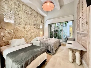 6 Schlafzimmer, Zimmersafe, kostenloses WLAN, Bettwäsche