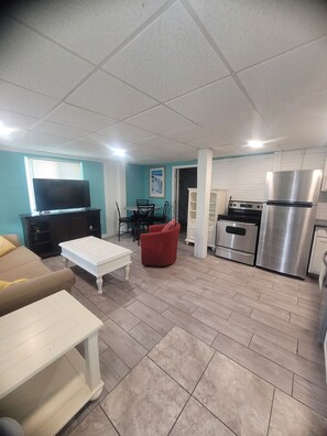 Interior - Studio 13 at the beach pcb (Panama City)