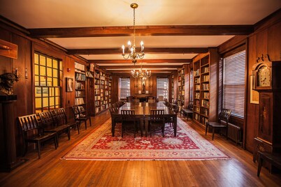 Crow's Nest Newport