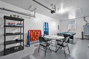 Spielezimmer