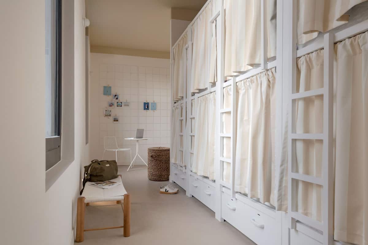Bed in a 10 beds dorm