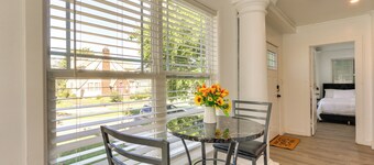 Chic Newark Vacation Rental: 3 Mi to Airport!