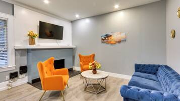 House (2 Bedrooms) | Interior