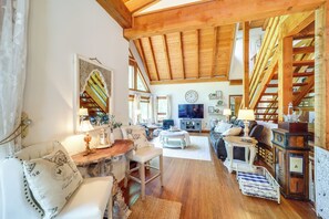 House (3 Bedrooms) | Interior - Home on 60 Acres Near Beech Mtn! (Butler)