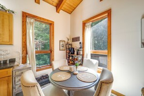 House (3 Bedrooms) | Interior - Home on 60 Acres Near Beech Mtn! (Butler)