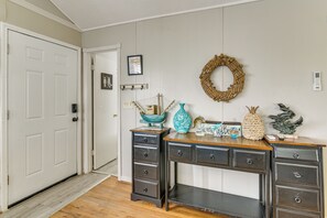 Interior - Ocean Views: Second-row Surfside Beach House (Freeport)