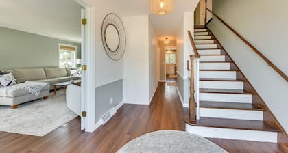 Charming Racine Home - Walk to Lake Michigan!