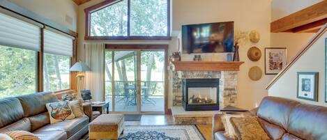 House (3 Bedrooms) | Front of property