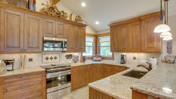 House (3 Bedrooms) | Bahagian dalam