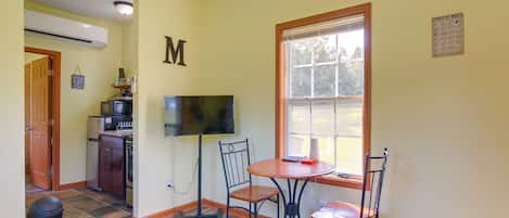 House (1 Bedroom) | Interior