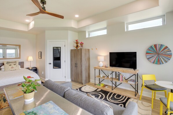 Apartment (0 Bedroom) | Interior - Dale Hollow Sunset Studio w/ Incredible Views! (Celina)