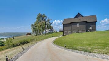 Apartment (0 Bedroom) | Interior