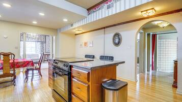 House (2 Bedrooms) | Bahagian dalam