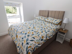 3 bedrooms, individually decorated, individually furnished, free WiFi