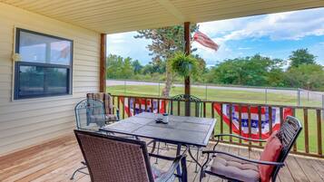 House (3 Bedrooms) | Front of property