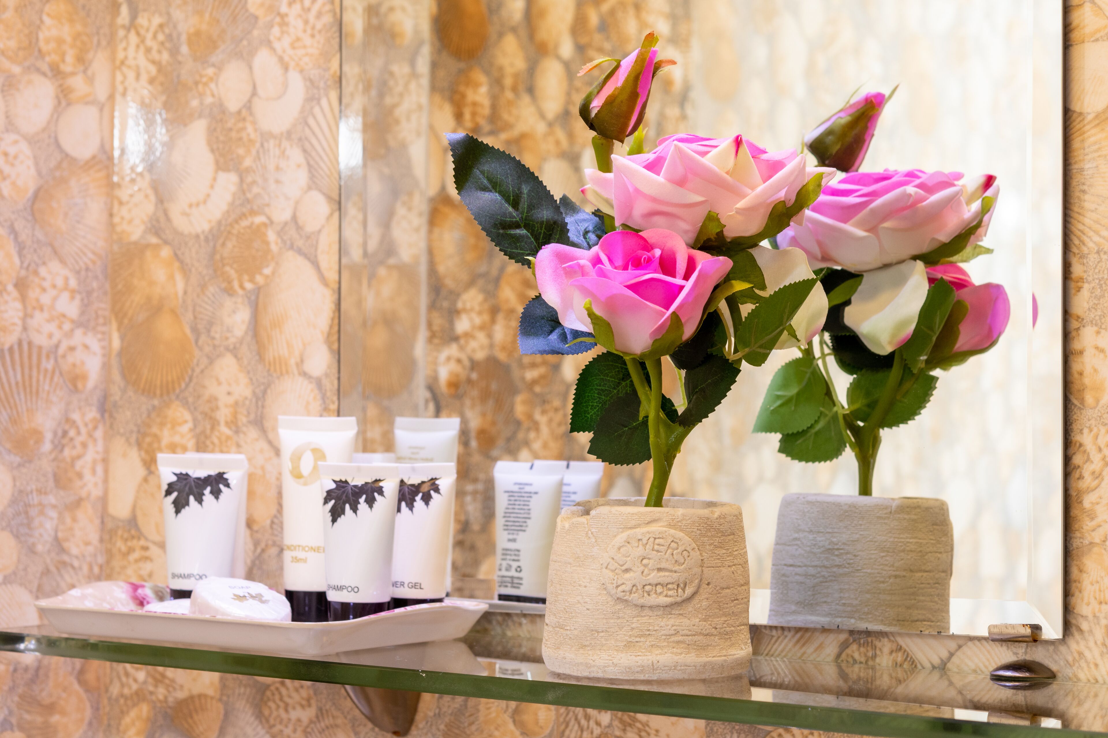 Photo - Safari House Suite