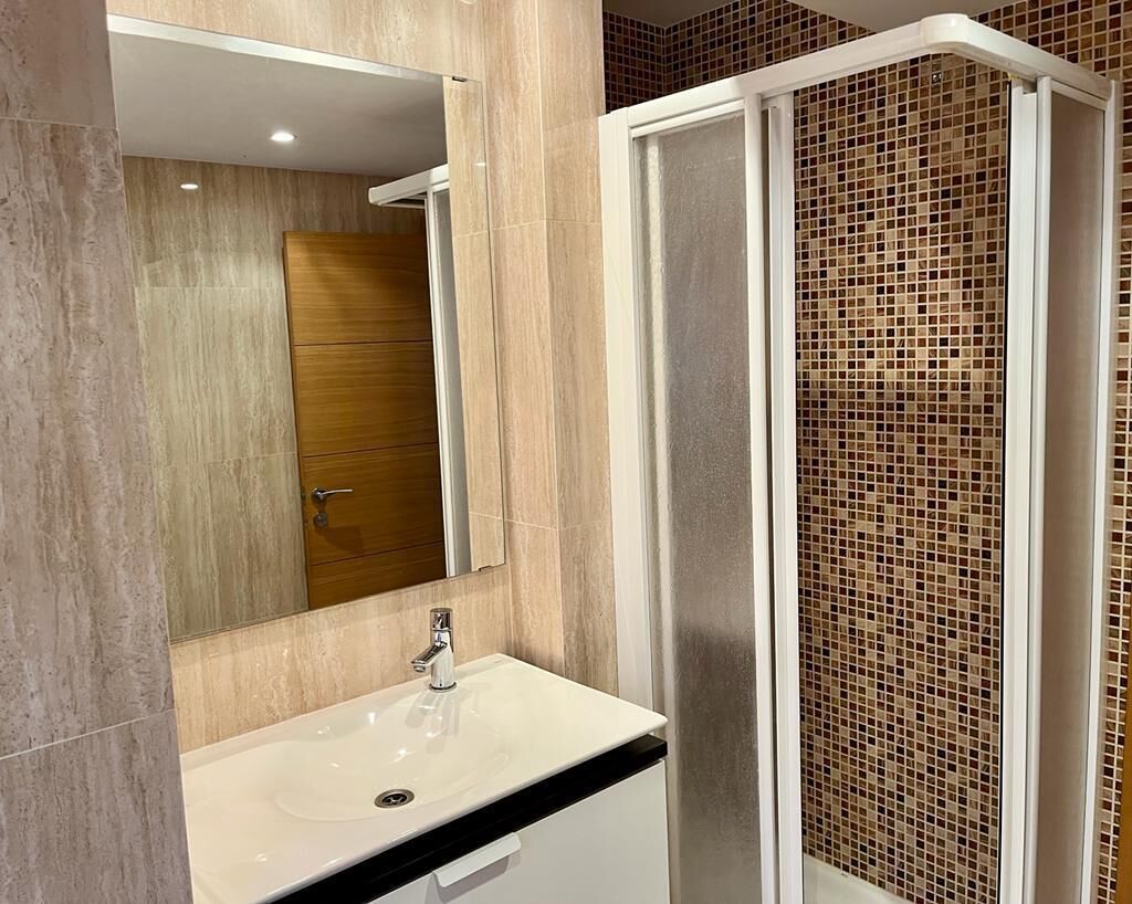 City Apartment | Bathroom