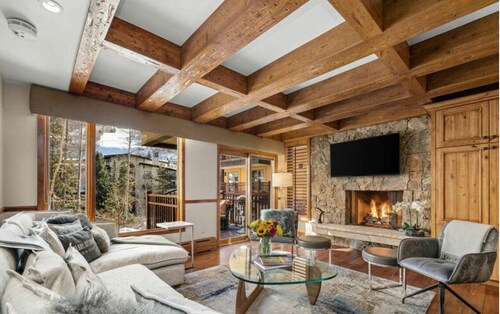 Premier Vail Village Residence
