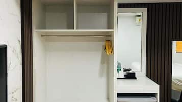 Habitación básica con 1 cama doble o 2 individuales | Wifi gratis