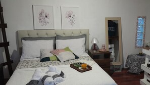 1 bedroom, iron/ironing board, free WiFi, bed sheets - Loft Morada Sol Nascente-cond. Verão Vermelho (Unamar Cabo Frio)
