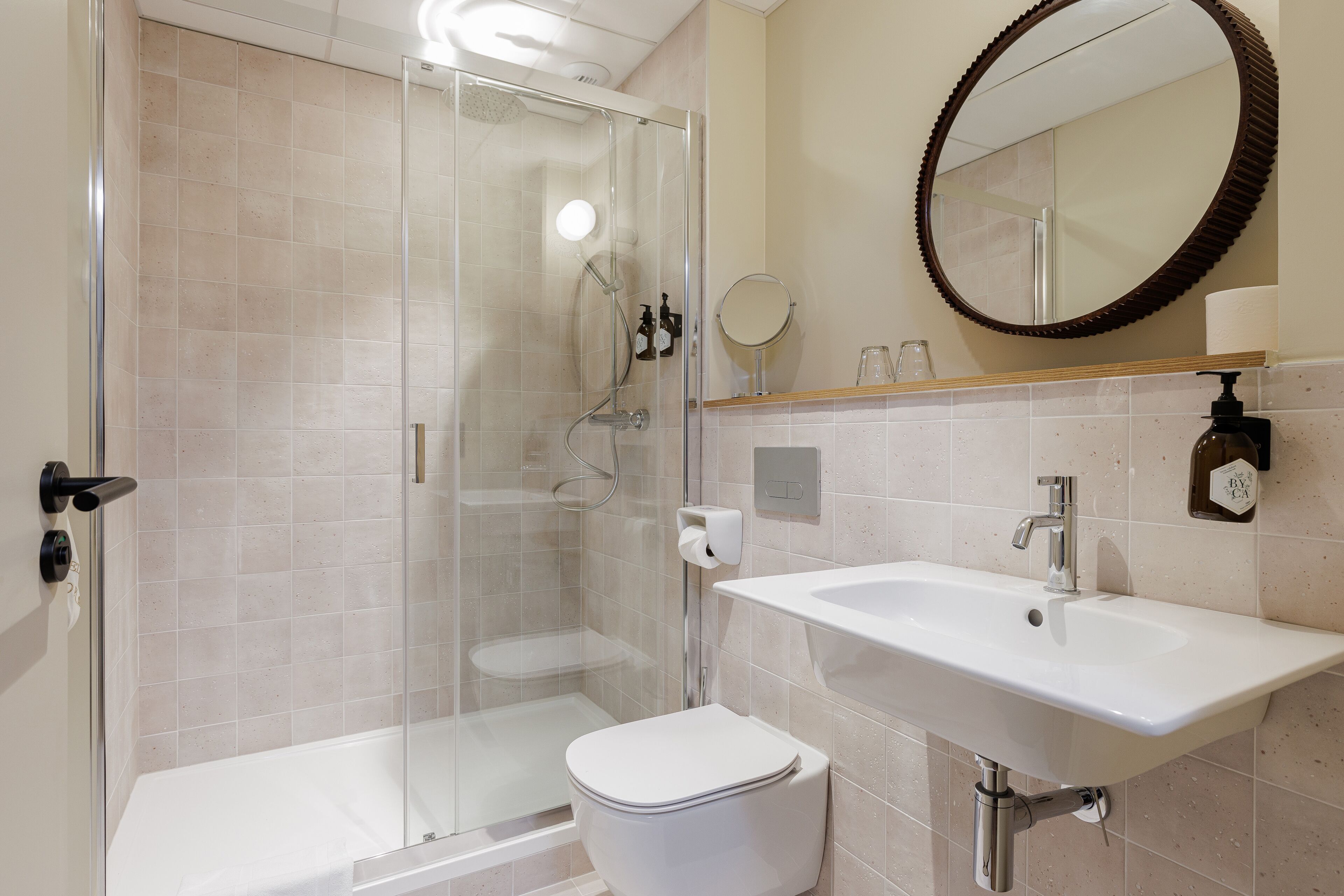 Standard Double Room | Bathroom | Shower, hair dryer, towels, soap