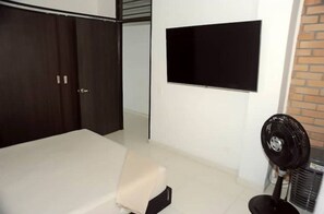 2 bedrooms, WiFi - American Apartment (Palmira)