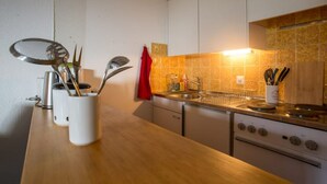Private kitchen - Appartement Confortable à 1 min à Pied de Medran (Val de Bagnes)