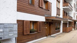 Exterior detail - Appartement Confortable à 1 min à Pied de Medran (Val de Bagnes)