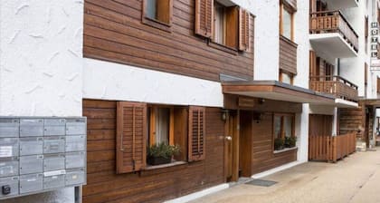 Appartement confortable Ă 1 min Ă pied de Medran