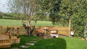 Chalet, 1 Queen Bed | Property grounds - Captivating 1-bed Glamping Pod in Bridgend (Bridgend)