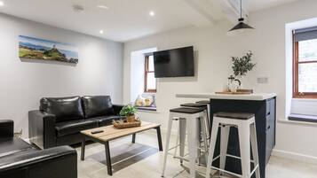 Cottage | Living area