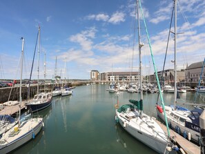 Marina - Llety Pen Deitsh 2 (Caernarfon)